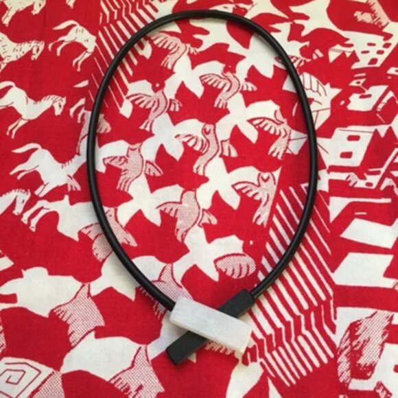 Black and White Criss Cross Wood Magnetic Closure Necklace - Picture 6 of 10